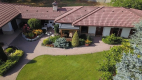 épület és szauna kapcsolata